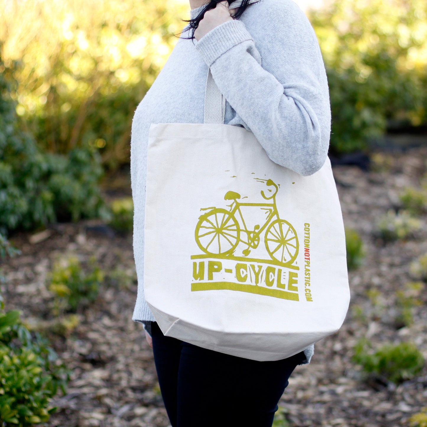 Eco-Friendly Cotton Shopping Bag – Stylish, Durable, and Reusable